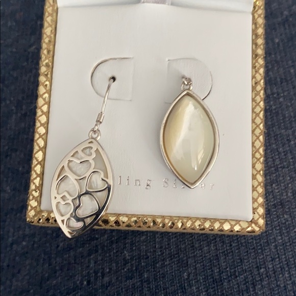 Sterling silver earrings - Picture 3 of 4